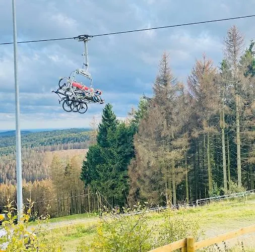 Maisonnette Am Bikepark Mit Terrasse Loggia Garage ヴィンターベルク