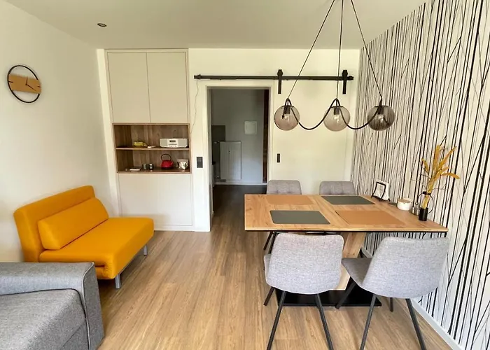 Maisonnette Am Bikepark Mit Terrasse Loggia Garage アパート